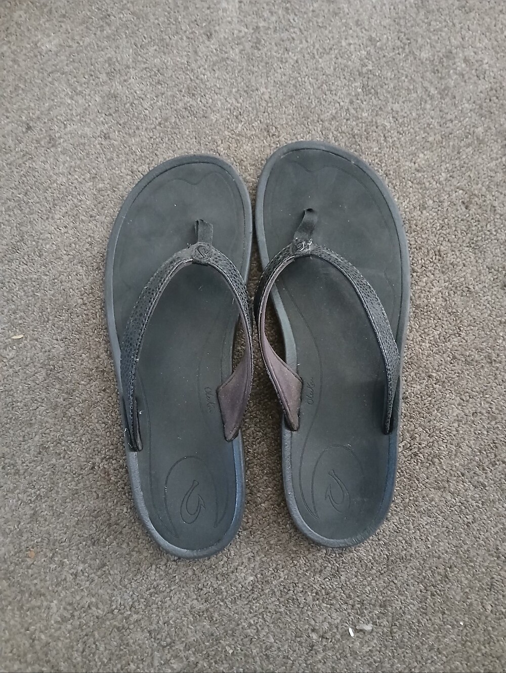 Olukai Women's Black Flip Flop Sandals - Comfort Footbed Size 11